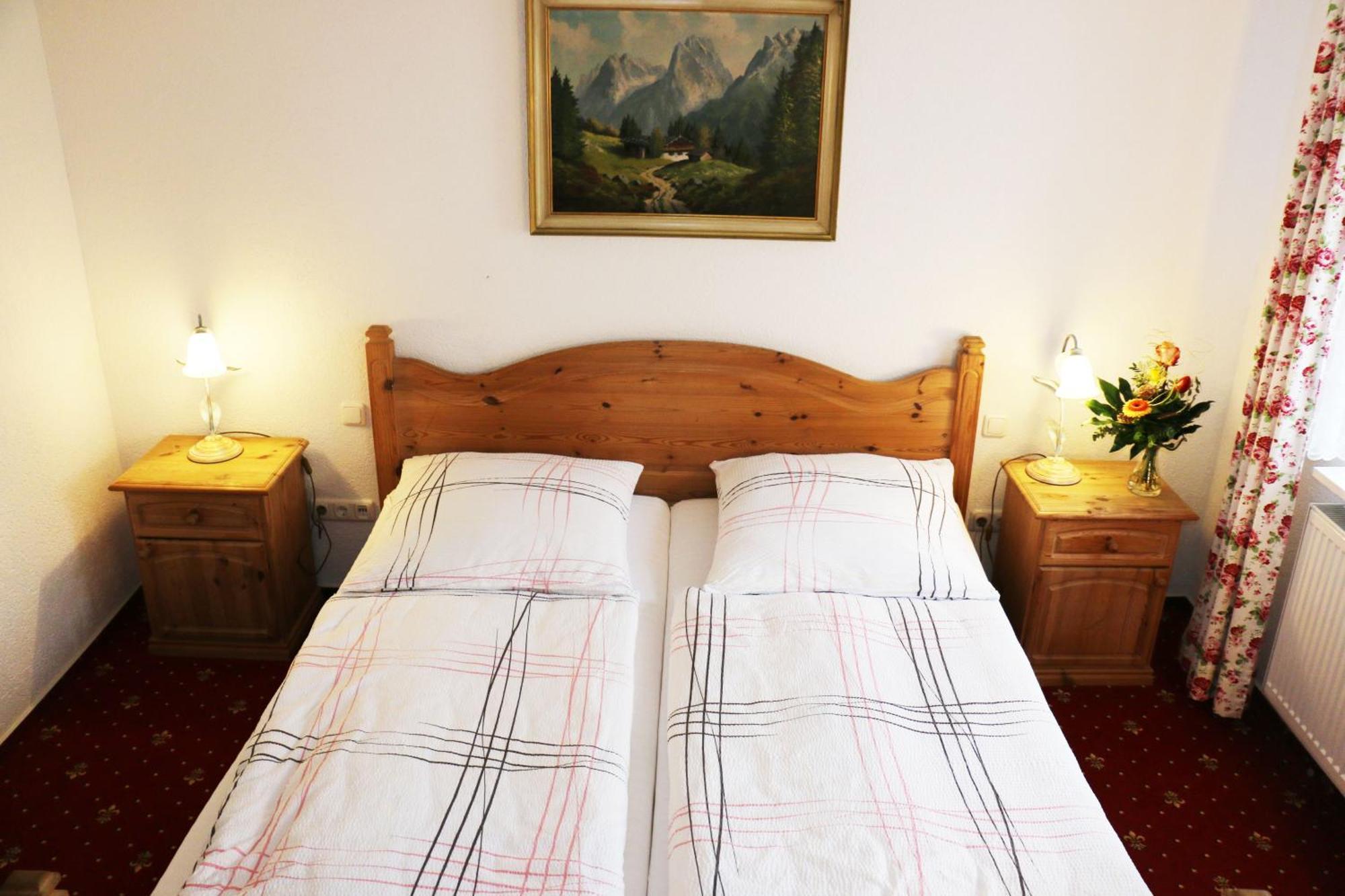 Landhotel Rangau Gasthof & Brennerei Markt Erlbach 외부 사진