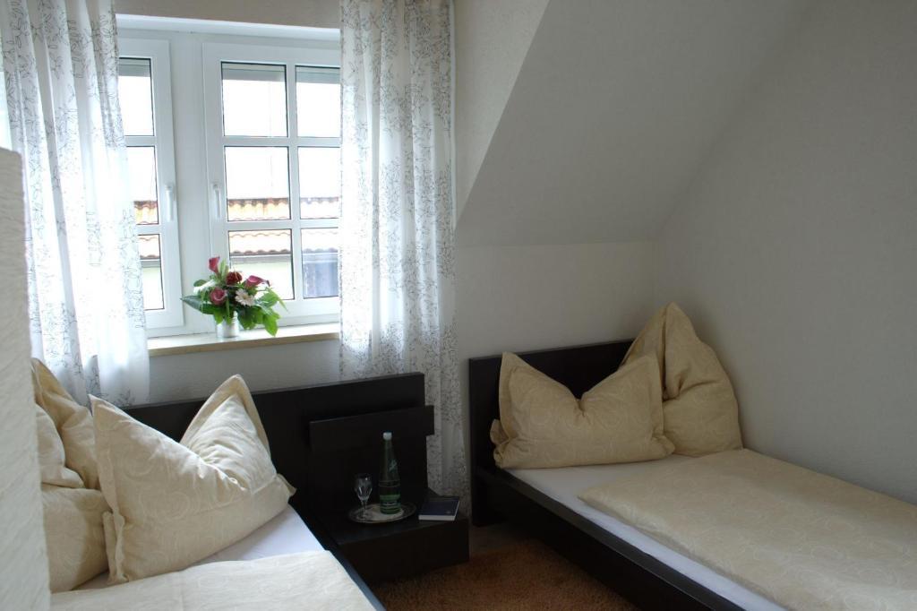 Landhotel Rangau Gasthof & Brennerei Markt Erlbach 객실 사진