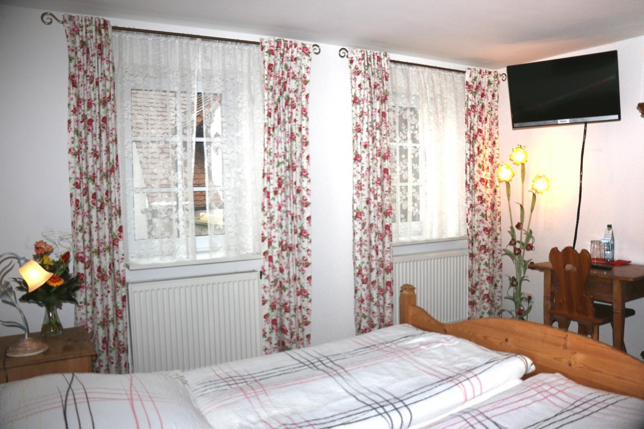 Landhotel Rangau Gasthof & Brennerei Markt Erlbach 외부 사진